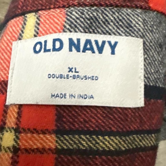 Old Navy red/green/blue plaid flannel shirt - Picture 4 of 6